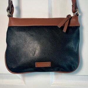 Liz Claiborne Crossbody purse black and brown